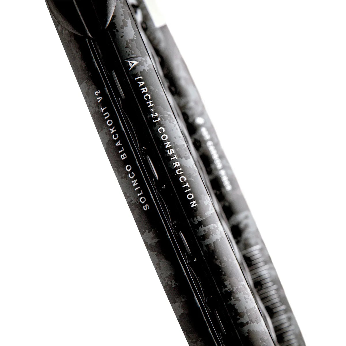 RAQUETTE DE TENNIS SOLINCO BLACKOUT V2 CAMO (285 GR) (2025)