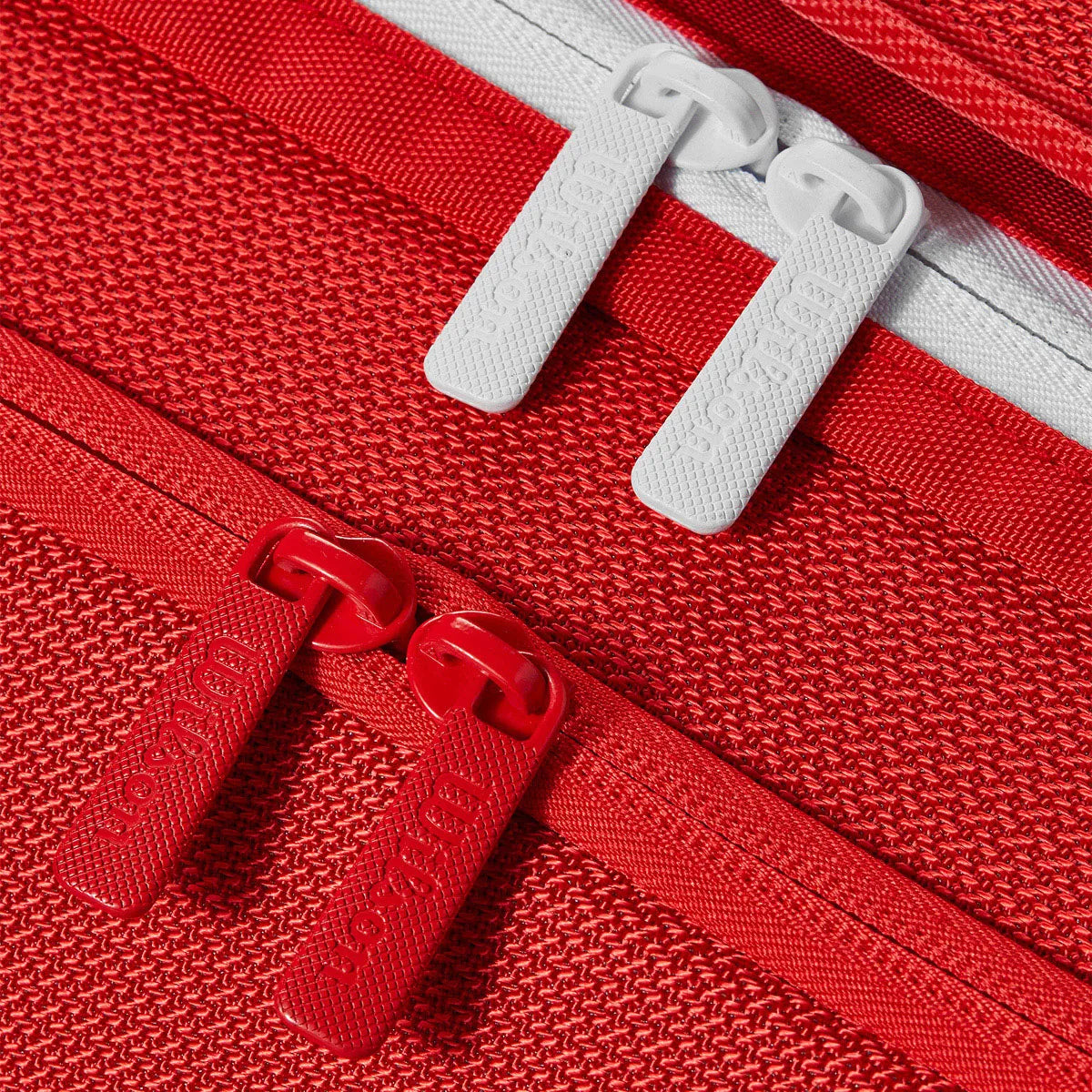 SAC WILSON SUPER TOUR RED 9
