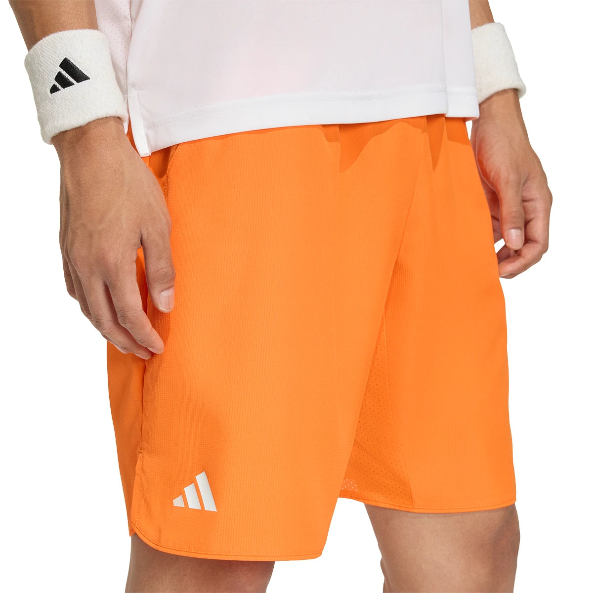 ADIDAS CLUB LOGO SHORT 7IN