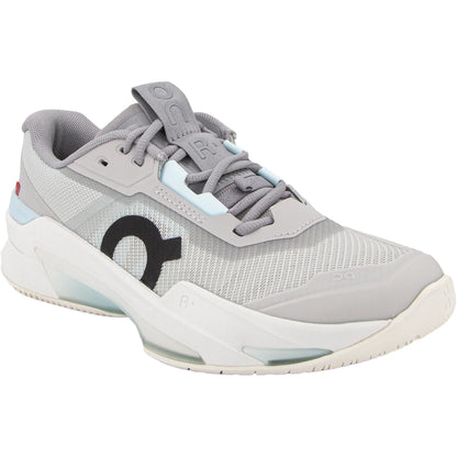 ON WOMEN'S SHOES THE ROGER PRO FIRE ALL SURFACES