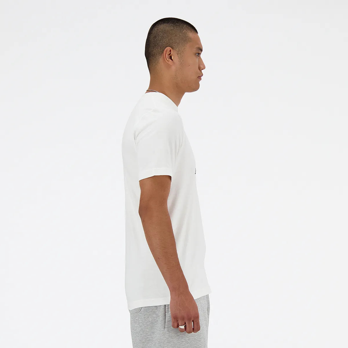 T-SHIRT NEW BALANCE ESSENTIALS LOGO