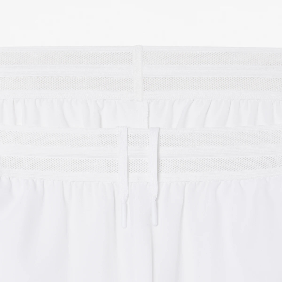SHORT LACOSTE ON COURT LONDRES