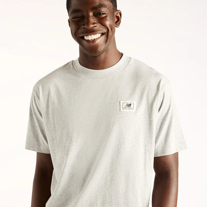 T-SHIRT NEW BALANCE WOVEN LABEL