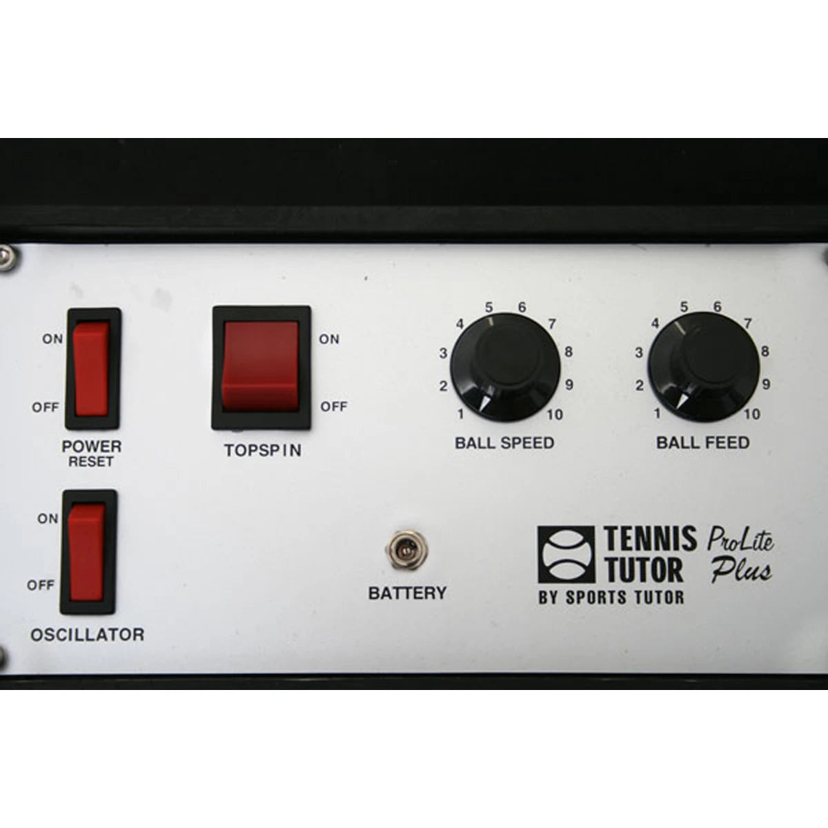 LANCE-BALLES TUTOR PROLITE PLUS SUR BATTERIE