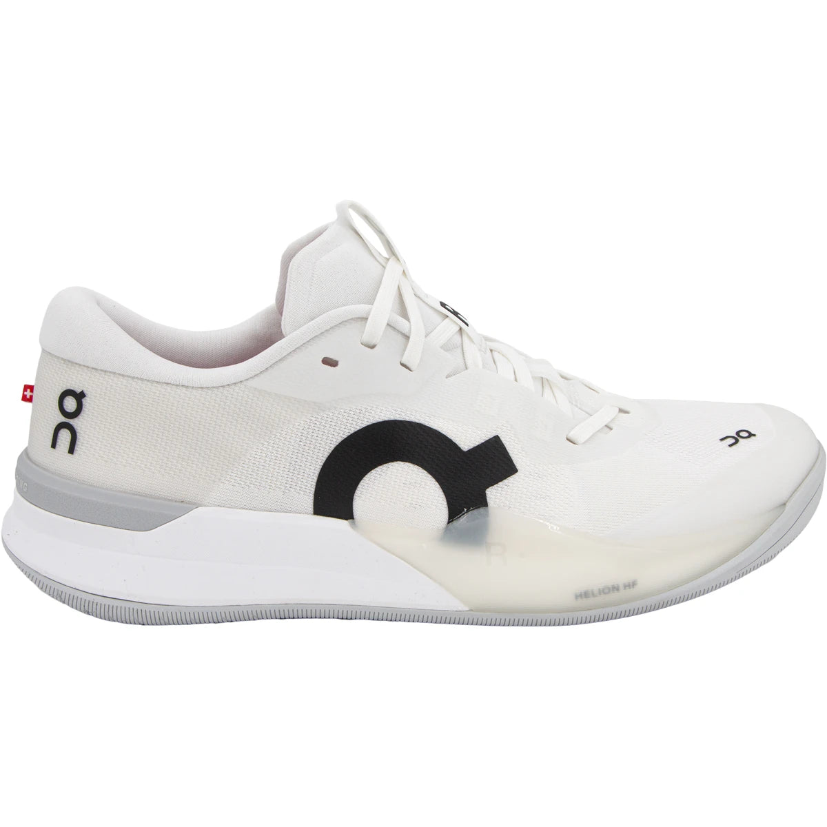 ON WOMEN'S SHOES THE ROGER PRO 3 ALL SURFACES