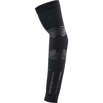 SET OF 2 FLOKY NO STRAIN SLEEVES