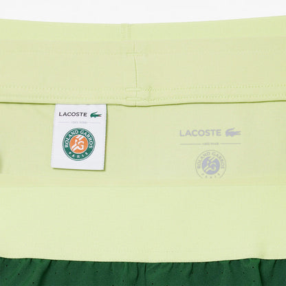 KURZ LACOSTE ROLAND-GARROS SPIELER AUF DEM PLATZ