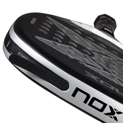RAQUETTE DE PADEL NOX AT10 GENIUS ATTACK 18K ALUM BY AGUSTIN TAPIA 2026
