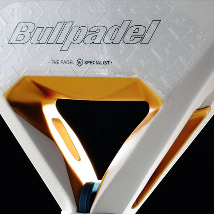 RAQUETTE PADEL BULLPADEL PEARL 26 BY BEA GONZALEZ