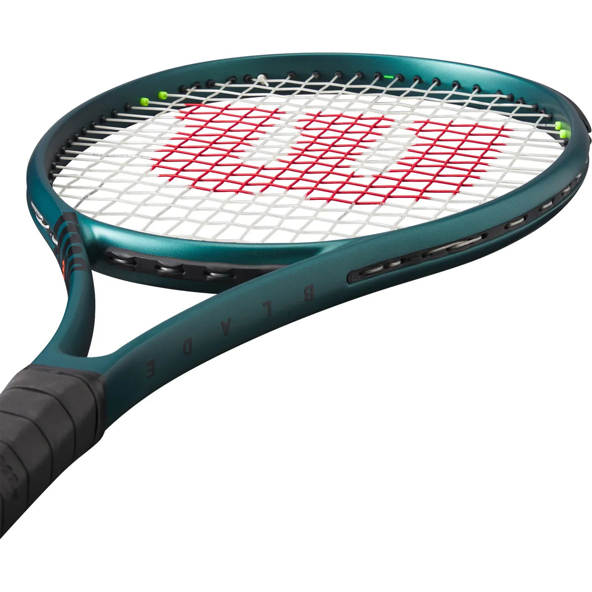 RAQUETTE WILSON BLADE 101 L V9.0 (274 GR) (CORDEE)