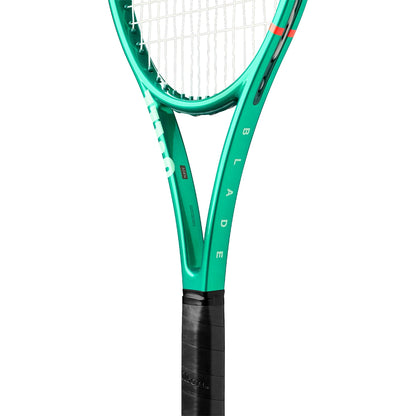RAQUETTE WILSON BLADE 101 TEAM V10 (275 GR) (CORDEE)