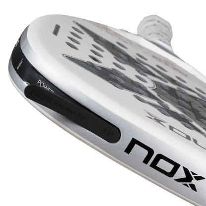 RAQUETTE DE PADEL NOX AT10 GENIUS ATTACK 12K ALUM XTREME BY AGUSTIN TAPIA 2026