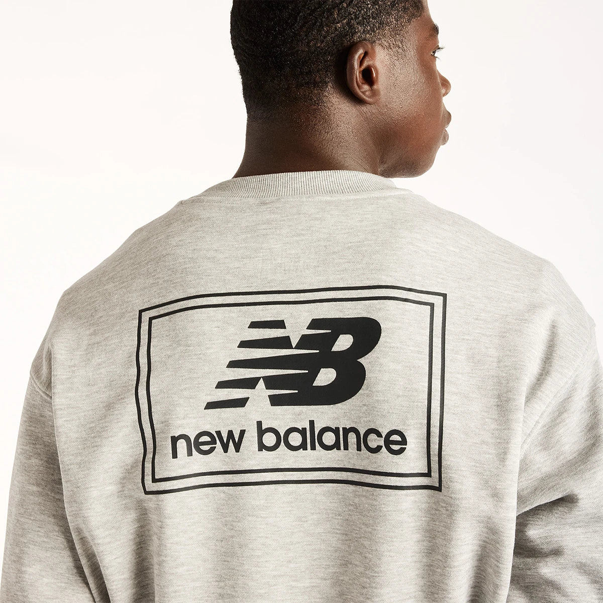 NEW BALANCE WOVEN LABEL SWEAT