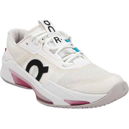 ON WOMEN'S SHOES THE ROGER PRO FIRE ALL SURFACES