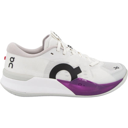 ON WOMEN'S SHOES THE ROGER PRO 3 ALL SURFACES
