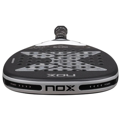 RAQUETTE DE PADEL NOX AT10 GENIUS ATTACK 18K ALUM BY AGUSTIN TAPIA 2026