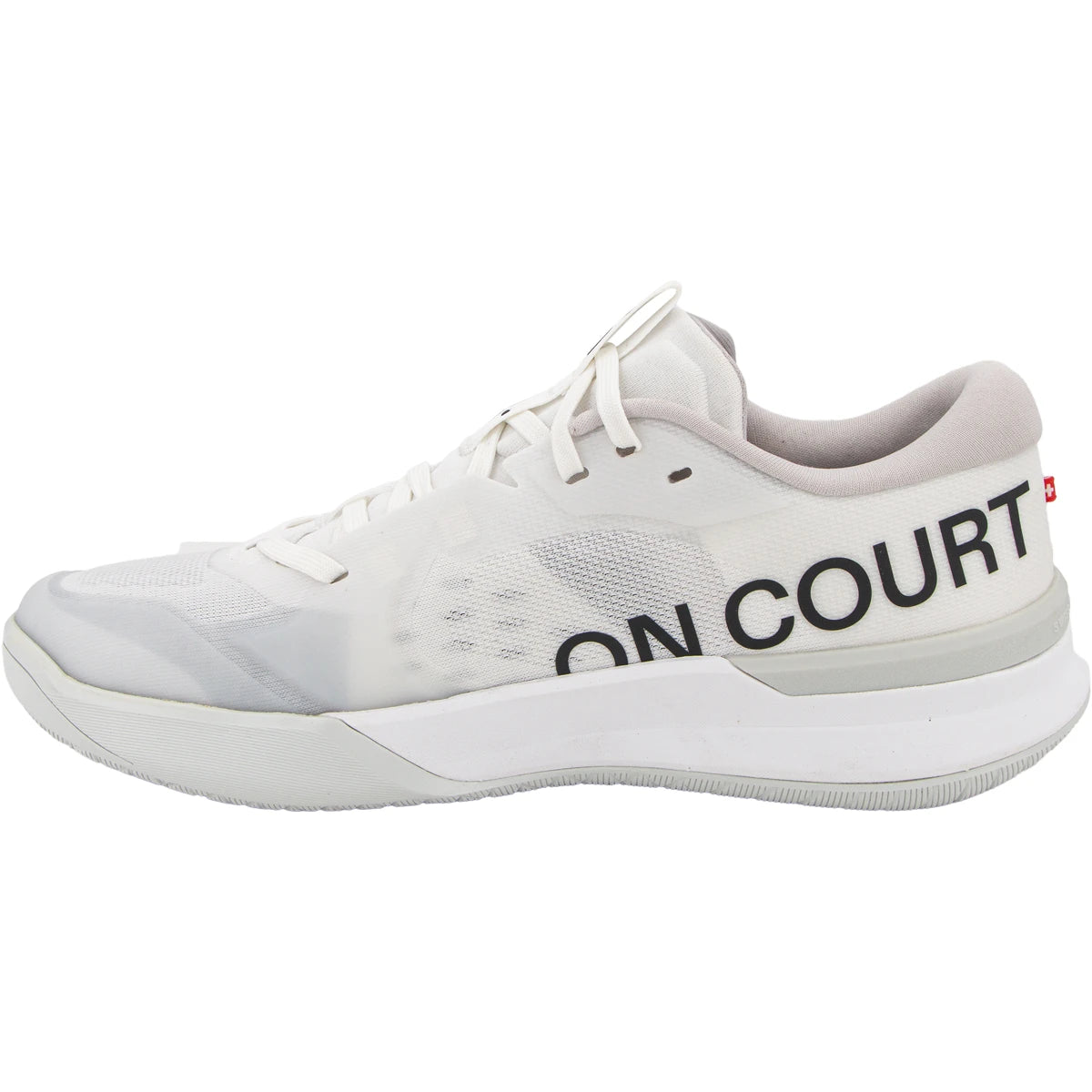 ON WOMEN'S SHOES THE ROGER PRO 3 ALL SURFACES