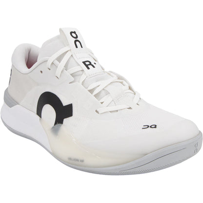 ON WOMEN'S SHOES THE ROGER PRO 3 ALL SURFACES