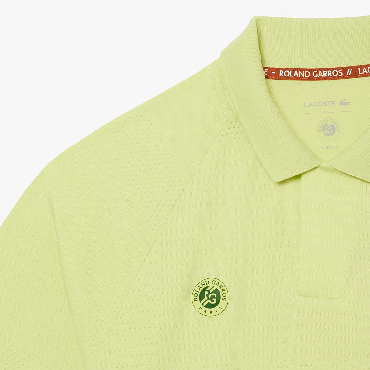 POLO LACOSTE SPIELER AUF DEM PLATZ GRAFISCH