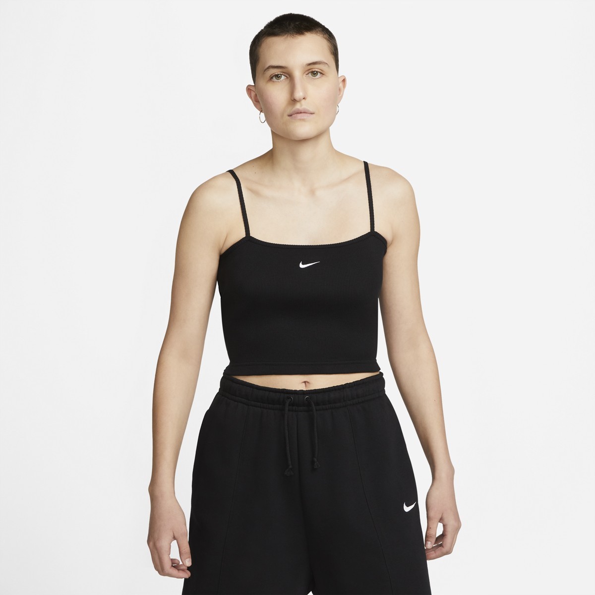 nike crop top outfits